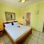 Вилла Gran Palmeras With Private Pool & Amazing View Кальпе