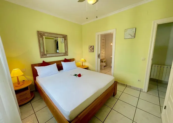 Βίλα Gran Palmeras With Private Pool & Amazing View Κάλπε